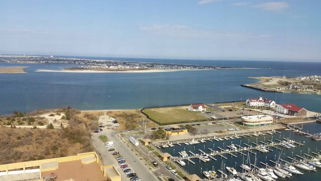 Golden Nugget Atlantic City Hotel, Casino & Marina | night club | 600 Huron Ave, Atlantic City, NJ 08401, USA | 6094412000 OR +1 609-441-2000