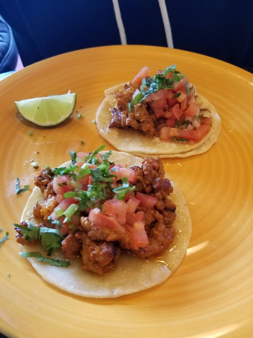 Viva Mexicana | restaurant | 841 Gravenstein Hwy S, Sebastopol, CA 95472, USA | 7078235555 OR +1 707-823-5555