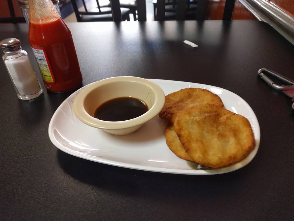 Pupuseria Mercedes Llc | restaurant | 4000 Meadowdale Blvd, Richmond, VA 23234, USA | 8046127456 OR +1 804-612-7456