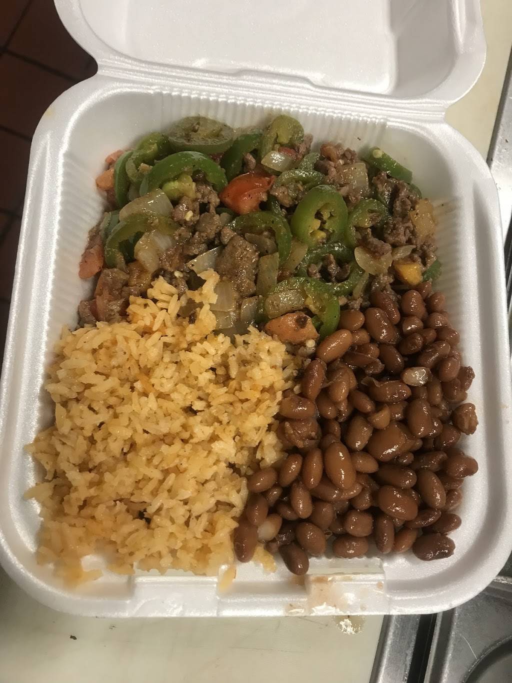 Taqueria Josefina | restaurant | 2898 W McKinley Ave, Fresno, CA 93728, USA | 5593042493 OR +1 559-304-2493