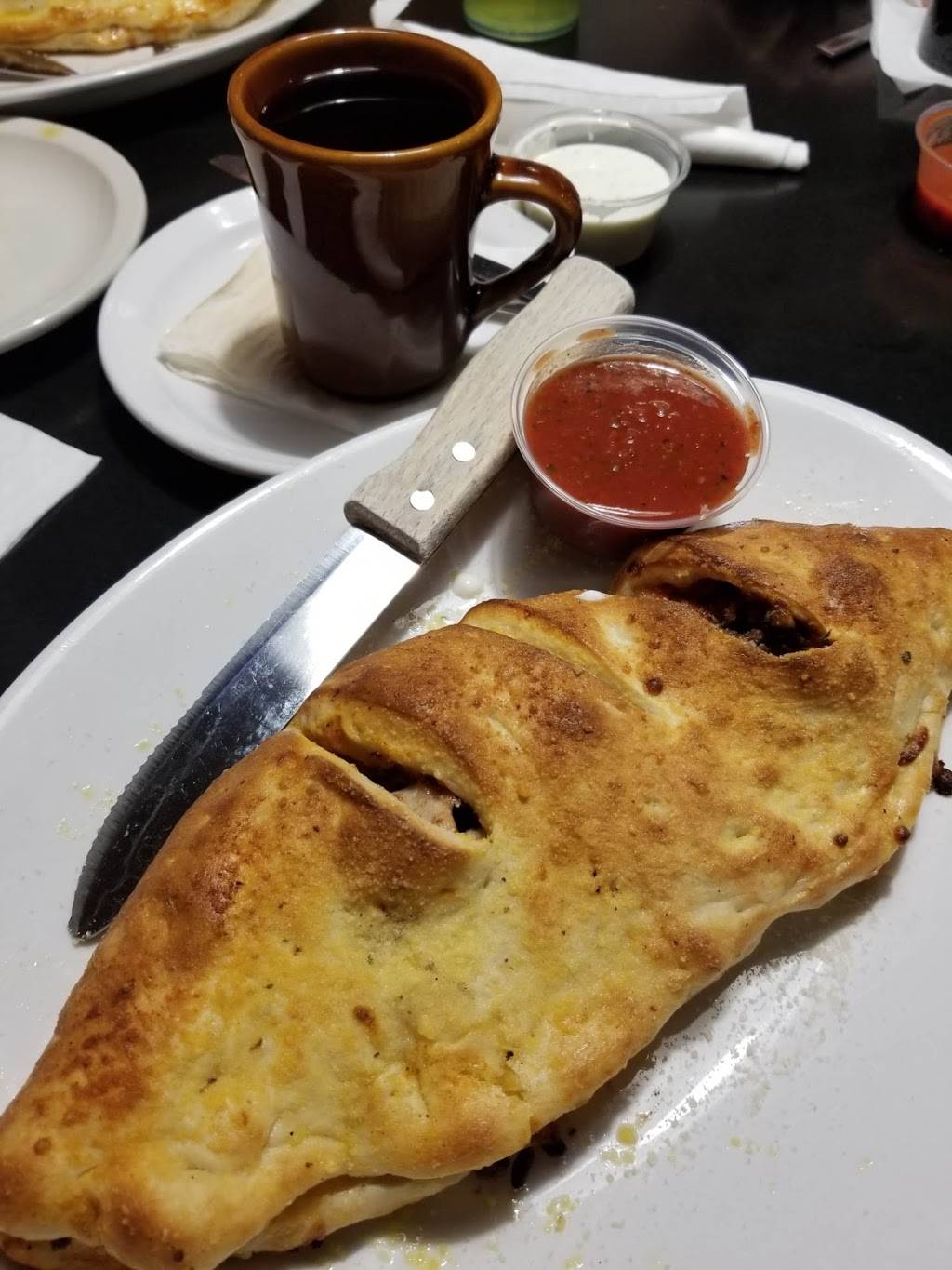 Coachs Pub and Grill | restaurant | 6201 Bishop Rd, Lansing, MI 48911, USA | 5178822013 OR +1 517-882-2013