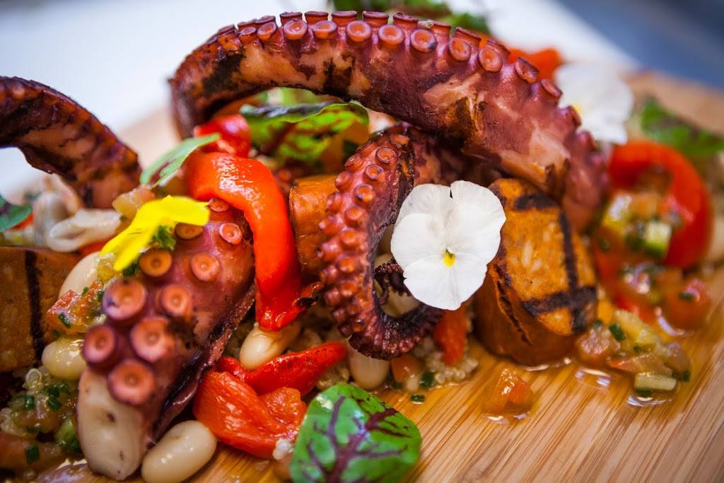 Bistro Martini Grill | restaurant | 1550 Boulevard de Montarville, Boucherville, QC J4B 5Y3, Canada | 4508573336 OR +1 450-857-3336