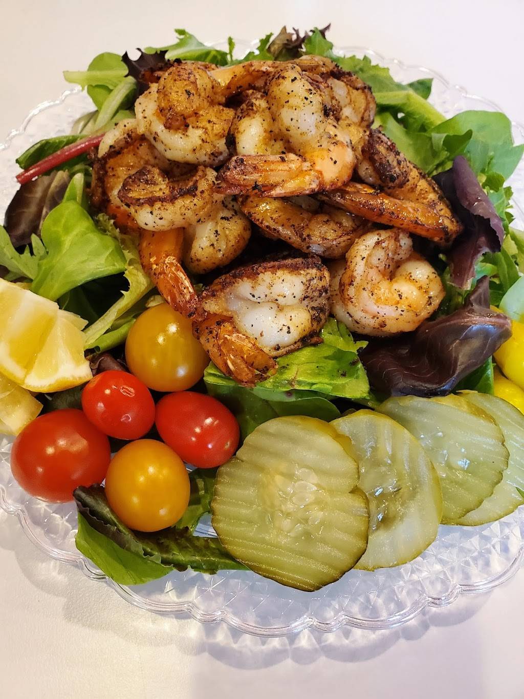 Fishbone Seafood | restaurant | 162 E Compton Blvd unit a, Compton, CA 90220, USA | 3109338868 OR +1 310-933-8868