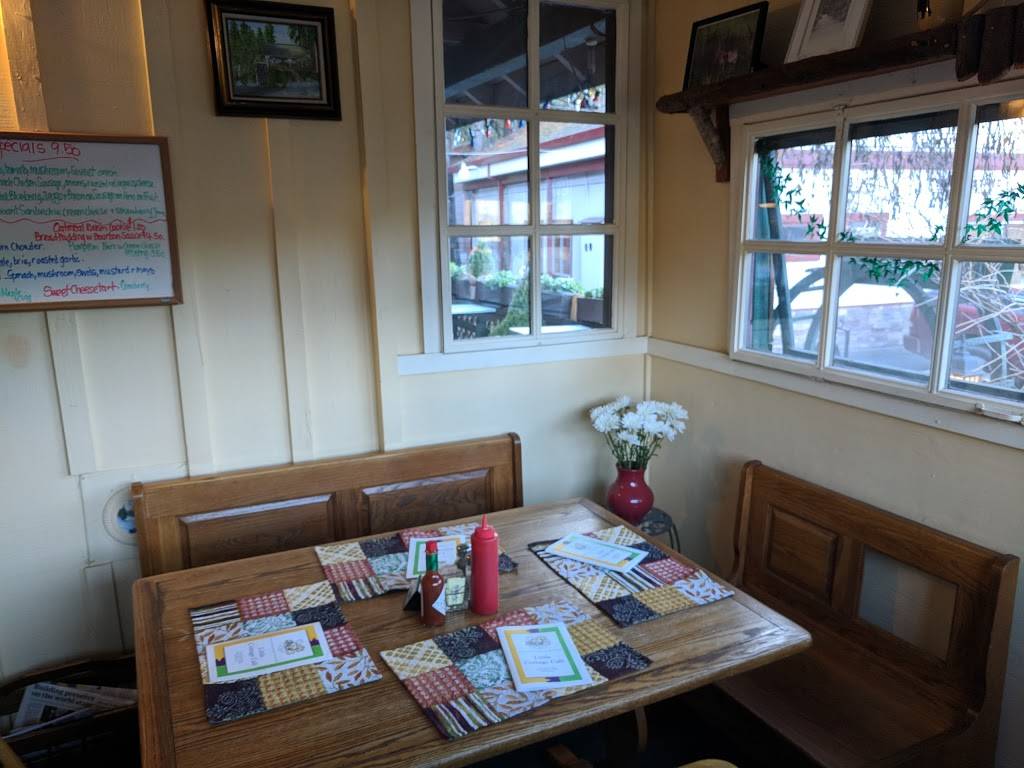 Twain Hartes Cottage Cafe | restaurant | 22975 Joaquin Gully Rd, Twain Harte, CA 95383, USA | 2095861402 OR +1 209-586-1402