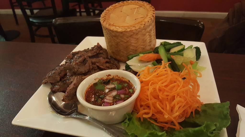 Lucky Thai Restaurant | restaurant | 240 W Broad St, Falls Church, VA 22046, USA | 5714056672 OR +1 571-405-6672