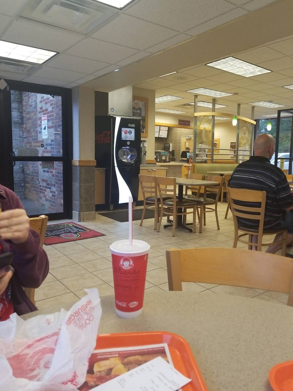 Wendys | restaurant | 3066 Robert C Byrd Dr, Beckley, WV 25801, USA | 3042522208 OR +1 304-252-2208