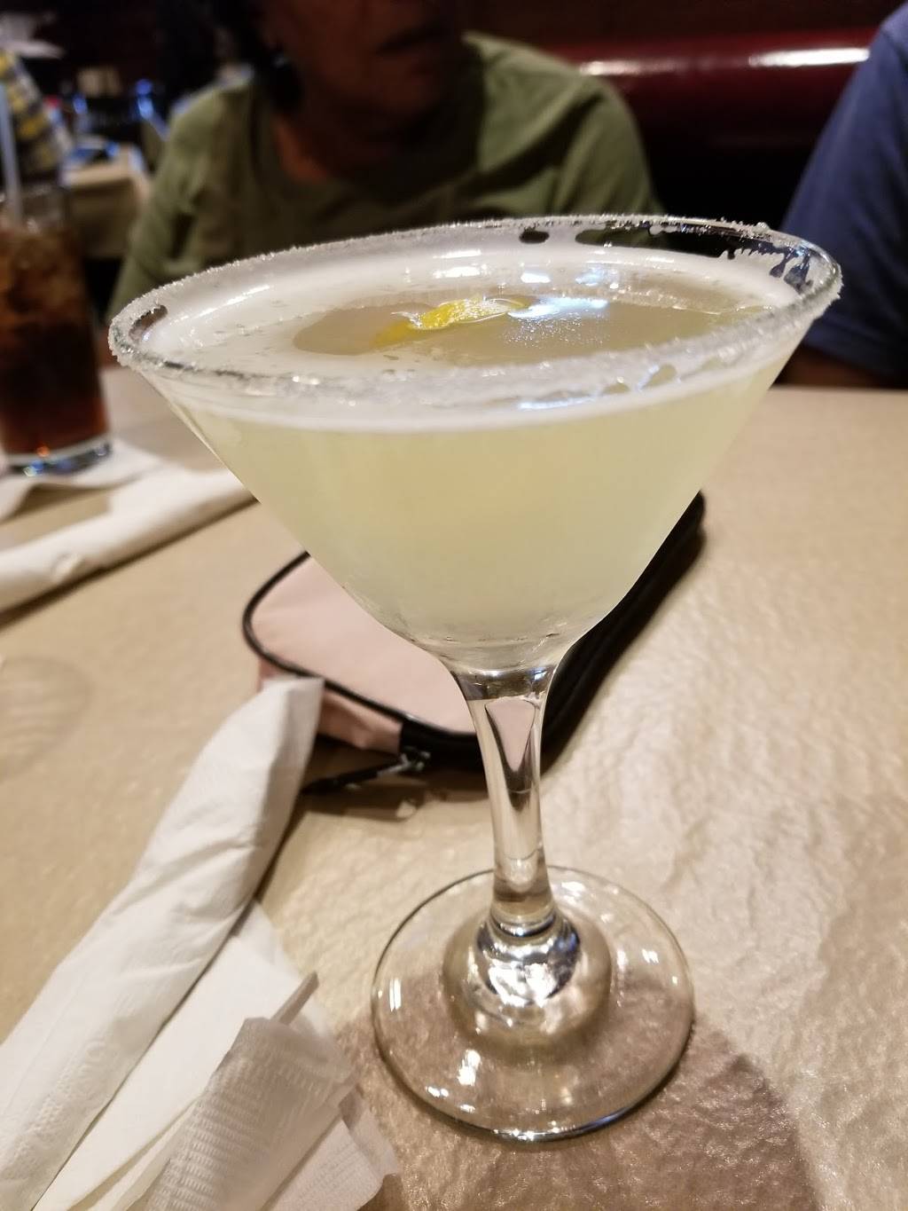 Mister Bs | restaurant | 6655 Poplar Ave, Germantown, TN 38138, USA | 9017515262 OR +1 901-751-5262