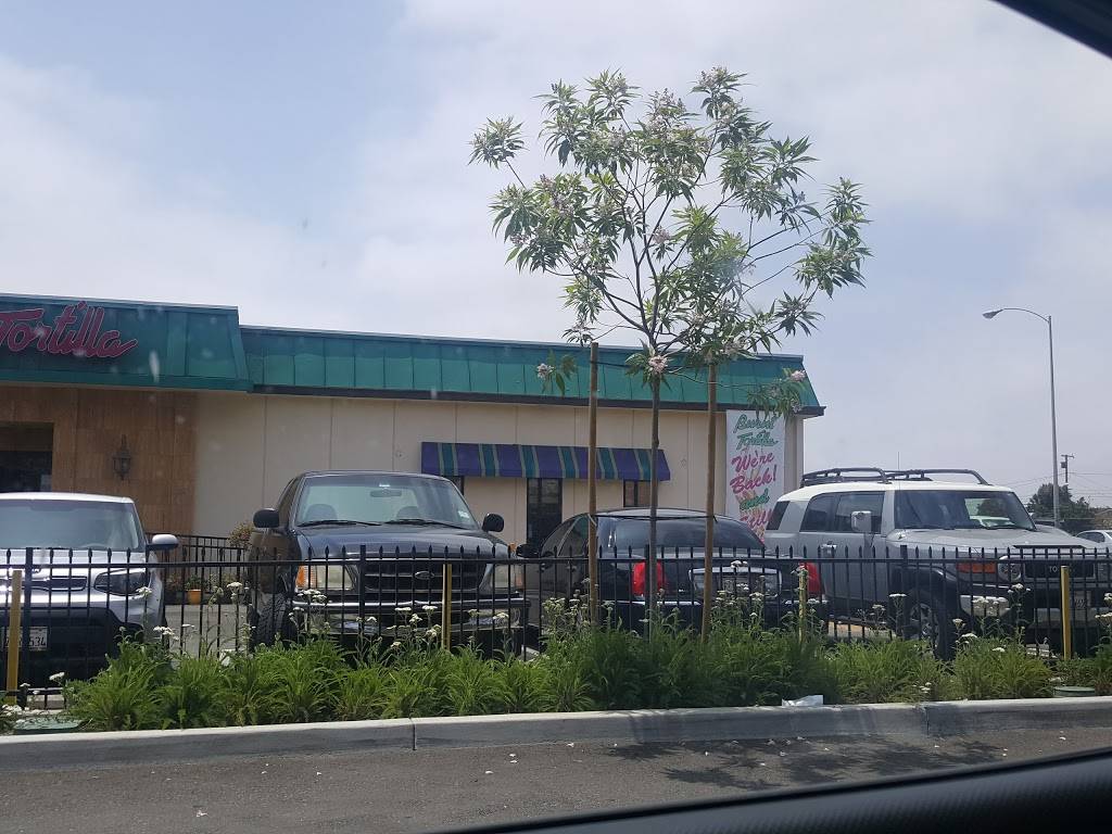 Burnt Tortilla | meal takeaway | 1435 W Redondo Beach Blvd, Gardena, CA 90247, USA | 3102172395 OR +1 310-217-2395