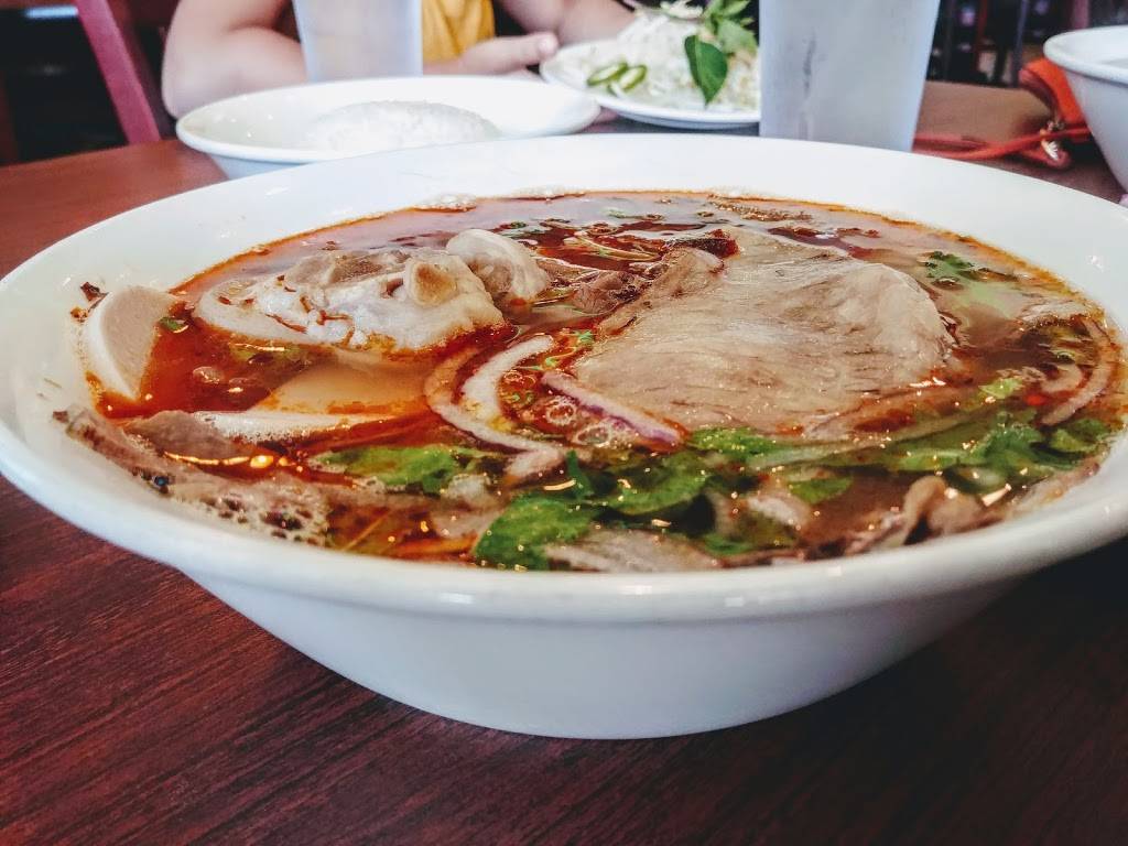 Pho Thien Vietnamese Kitchen | restaurant | 931 W 75th St #177, Naperville, IL 60565, USA | 6304455155 OR +1 630-445-5155