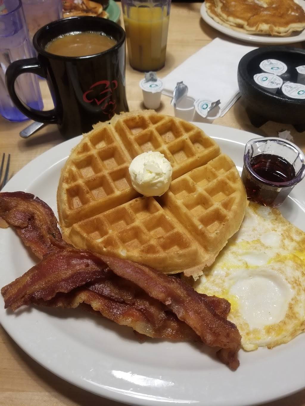 Biscuits Cafe | restaurant | 13752 W Bell Rd, Surprise, AZ 85374, USA | 6235466889 OR +1 623-546-6889