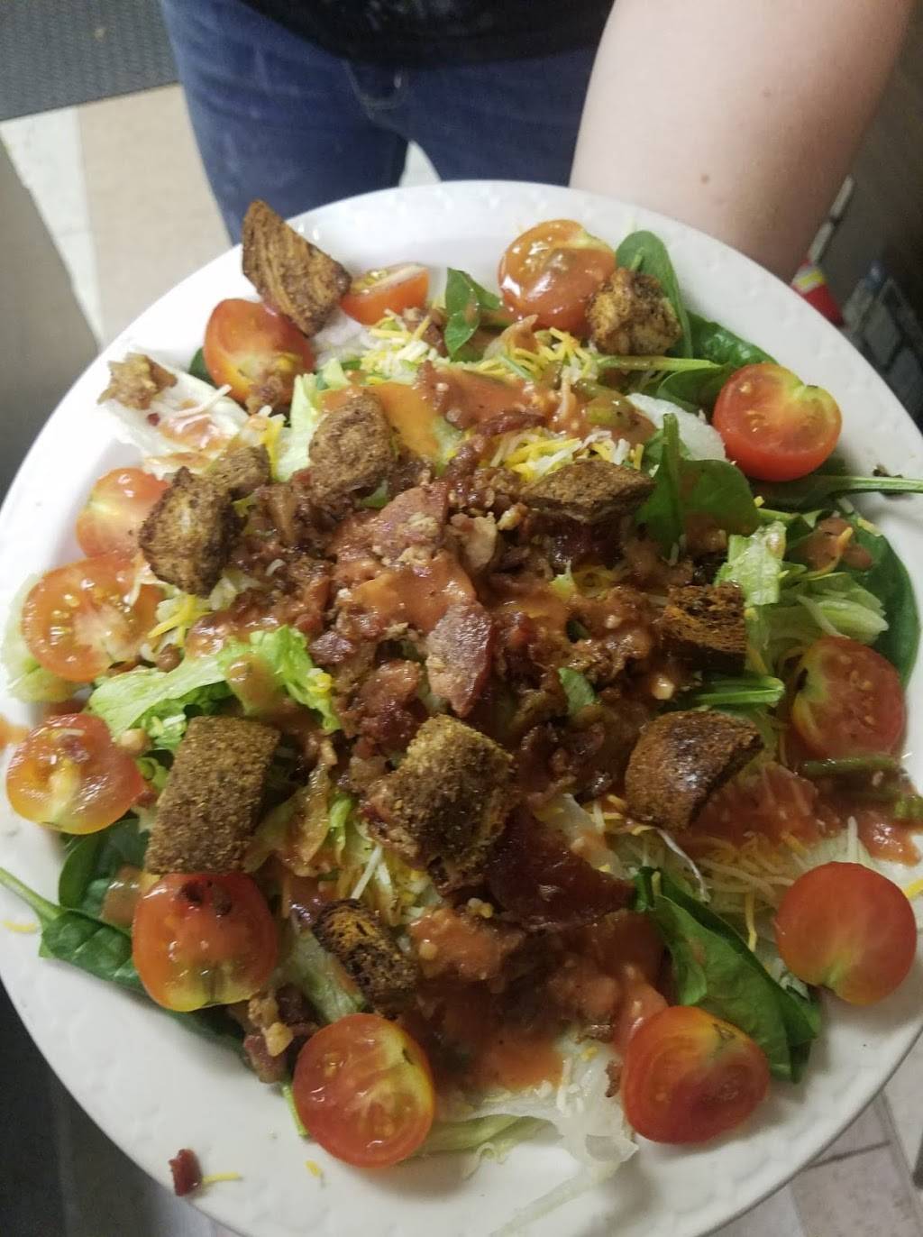 C.I.A Center Of Incredible Appetite | restaurant | 503 N 2nd Ave, Alpena, MI 49707, USA | 9893401353 OR +1 989-340-1353