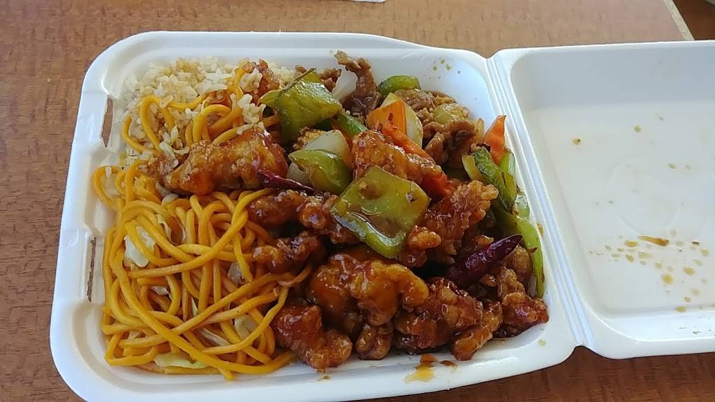 China Cook | restaurant | Superior Grocers Shopping Center, 16075 E Foothill Blvd B, Fontana, CA 92335, USA | 9094282690 OR +1 909-428-2690
