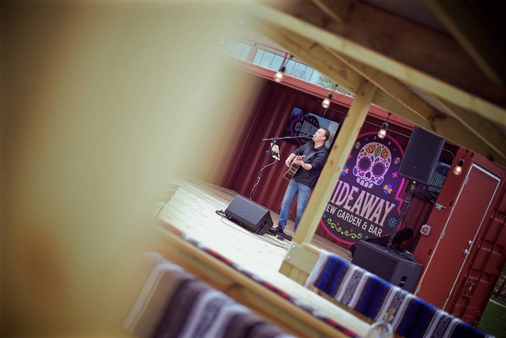 Hideaway Brew Garden | restaurant | Village Green, 5510 Prairie Stone Pkwy, Hoffman Estates, IL 60192, USA | 8476492221 OR +1 847-649-2221