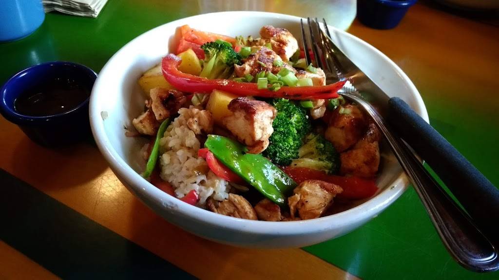 Islands Restaurant Manhattan Beach | restaurant | 3200 N Sepulveda Blvd, Manhattan Beach, CA 90266, USA | 3105464456 OR +1 310-546-4456