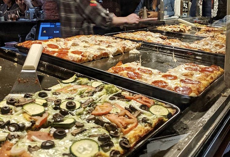 Golden Boy Pizza | meal takeaway | 542 Green St, San Francisco, CA 94133, USA | 4159829738 OR +1 415-982-9738