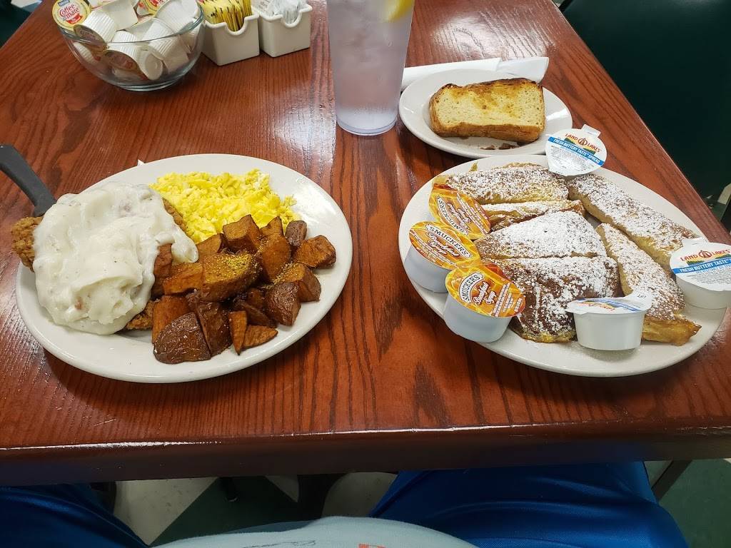 Bear E Patch Cafe West | restaurant | 1980-A, Ashley River Rd, Charleston, SC 29407, USA | 8437666490 OR +1 843-766-6490