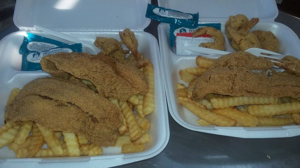 Mama Seafood | restaurant | 10196 Jensen Dr, Houston, TX 77093, USA | 7136928432 OR +1 713-692-8432