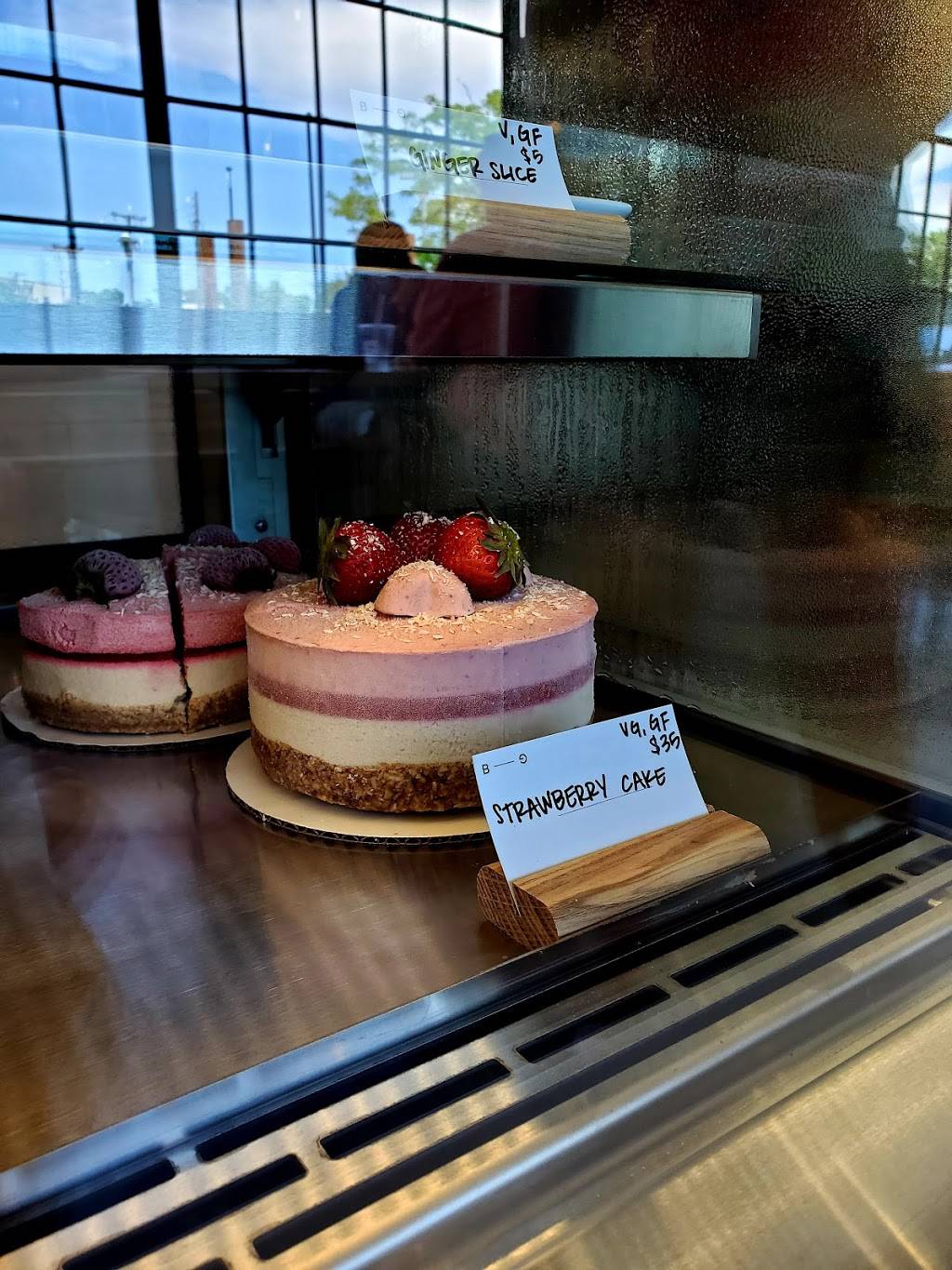 Billies Grocery | restaurant | 3216 Gillham Plaza Suite 100, Kansas City, MO 64109, USA | 8166834401 OR +1 816-683-4401