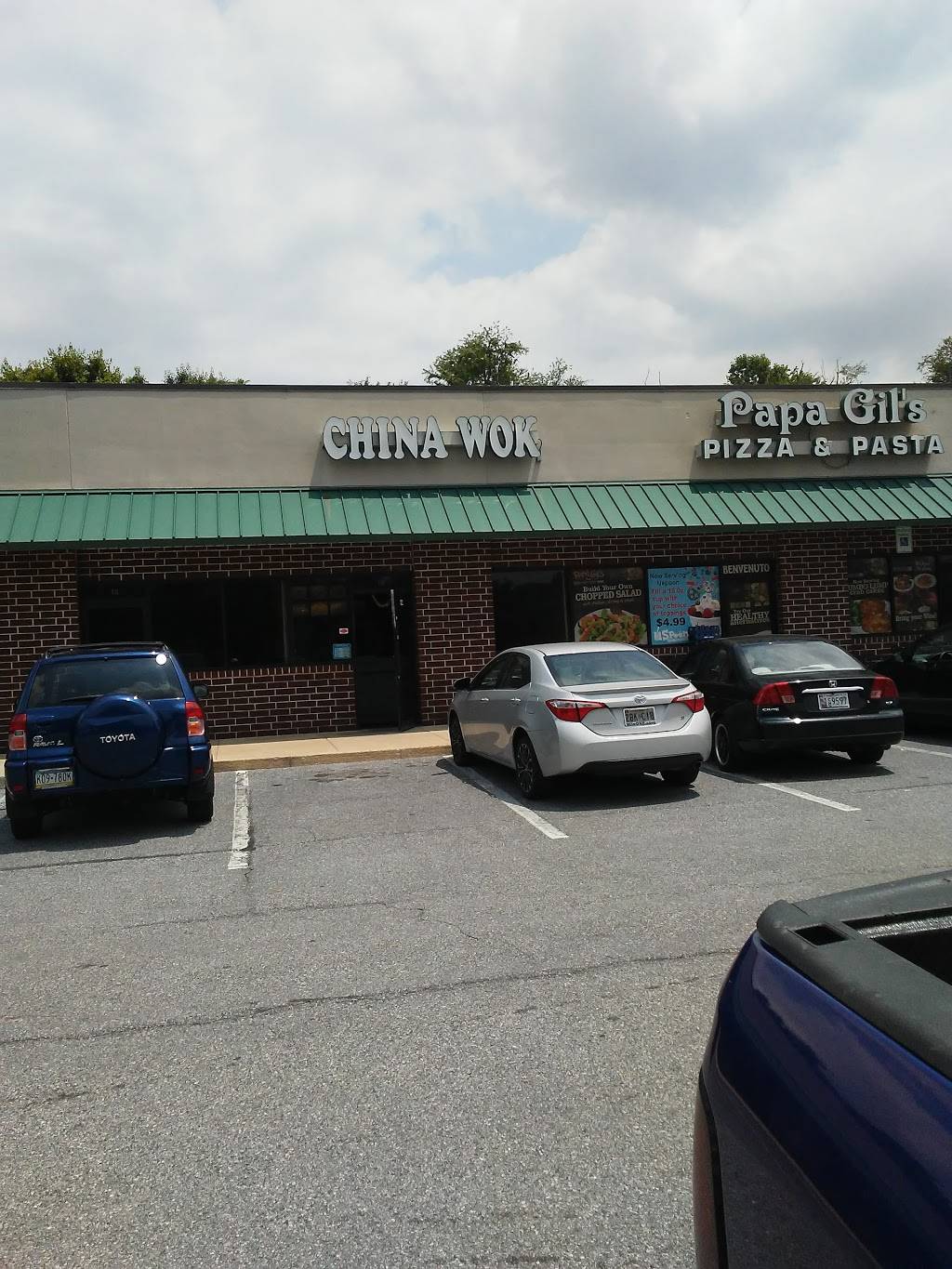 Papa Gils | restaurant | 11299 Owings Mills Blvd, Owings Mills, MD 21117, USA | 4103560500 OR +1 410-356-0500