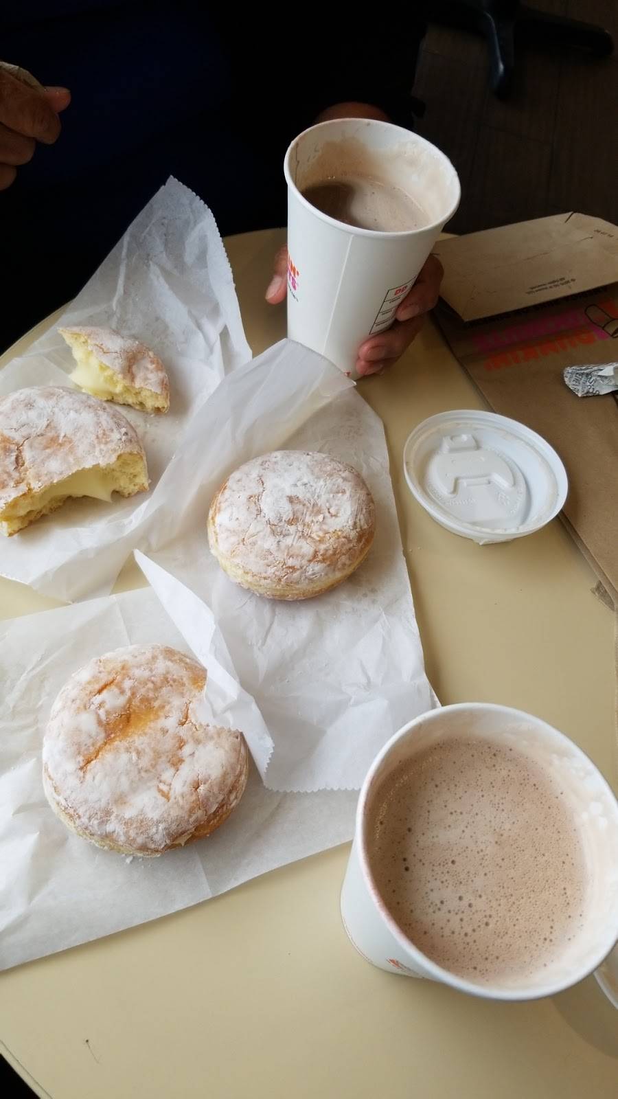 Dunkin | cafe | 7203 Van Nuys Blvd, Van Nuys, CA 91405, USA | 8187786461 OR +1 818-778-6461