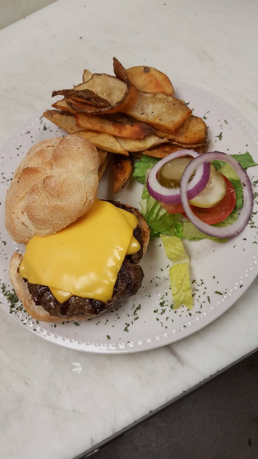 Smalls Smokehouse & Oyster Bar | restaurant | 2700 Hampton Blvd, Norfolk, VA 23517, USA | 7576263440 OR +1 757-626-3440