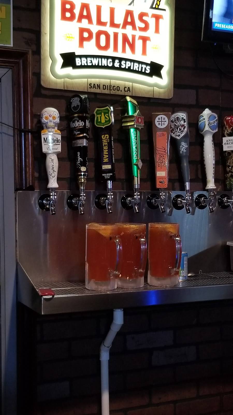 Red Wave Inn | restaurant | 2375 E Shaw Ave, Fresno, CA 93710, USA | 5592288446 OR +1 559-228-8446