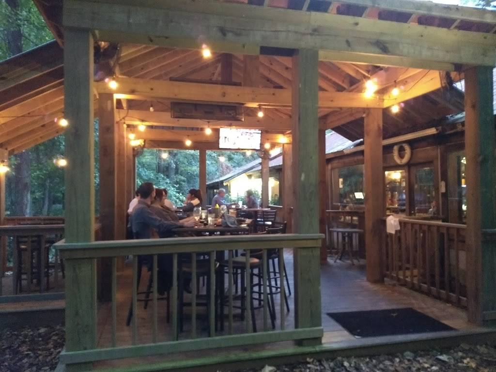 RAES COASTAL CAFE | restaurant | 3208 W Wimbledon Dr, Augusta, GA 30909, USA | 7067381313 OR +1 706-738-1313