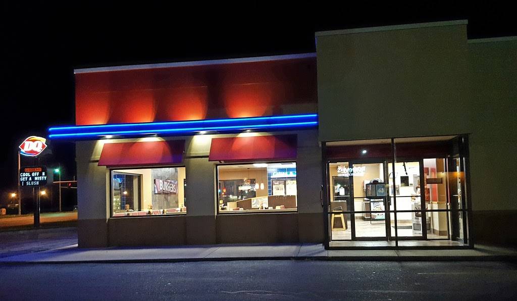 Dairy Queen Grill & Chill | restaurant | 760 W O St, Lincoln, NE 68528, USA | 4024753406 OR +1 402-475-3406