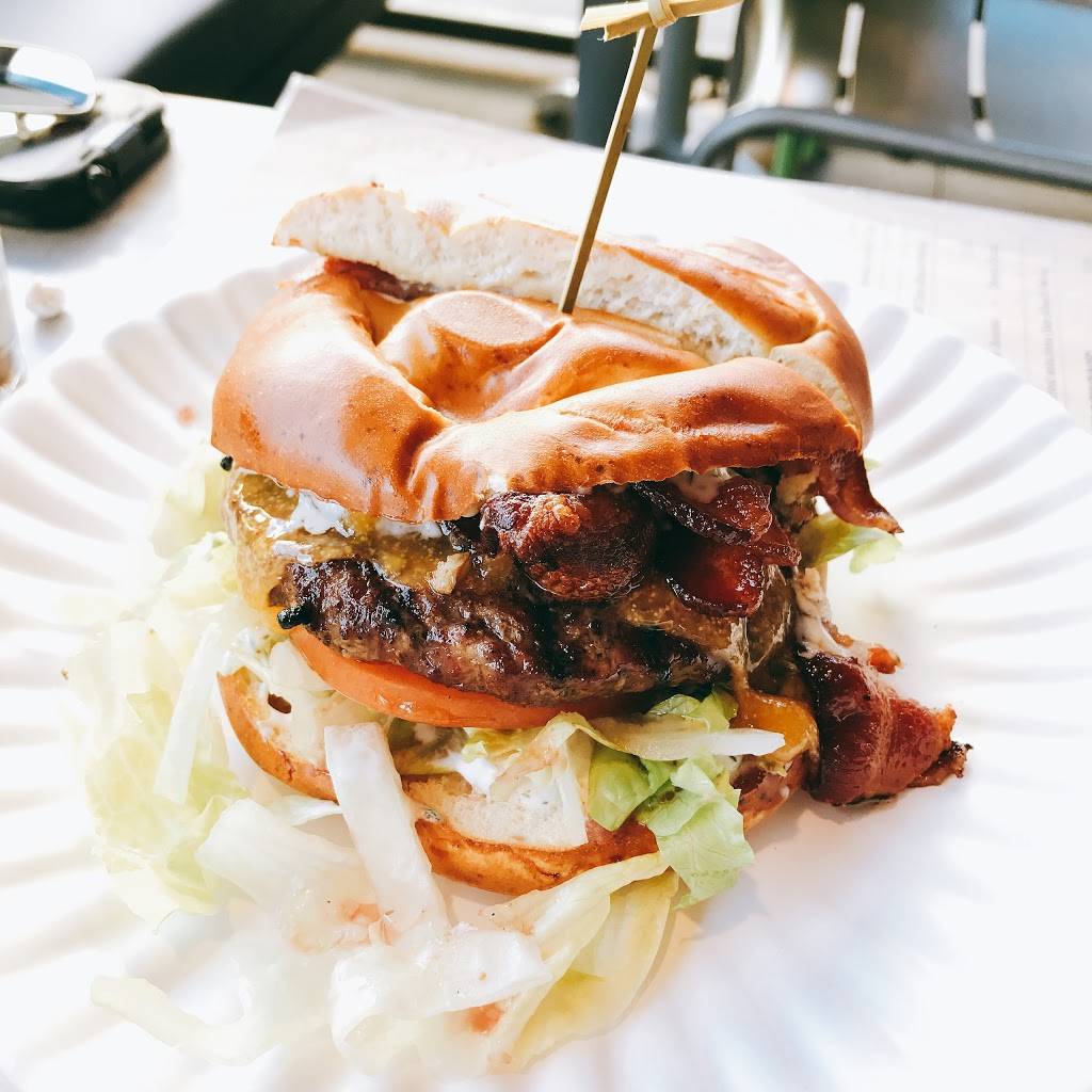 Saint Marc - American Cuisine & Pub | restaurant | 21058 Pacific Coast Hwy, Huntington Beach, CA 92648, USA | 7143741101 OR +1 714-374-1101