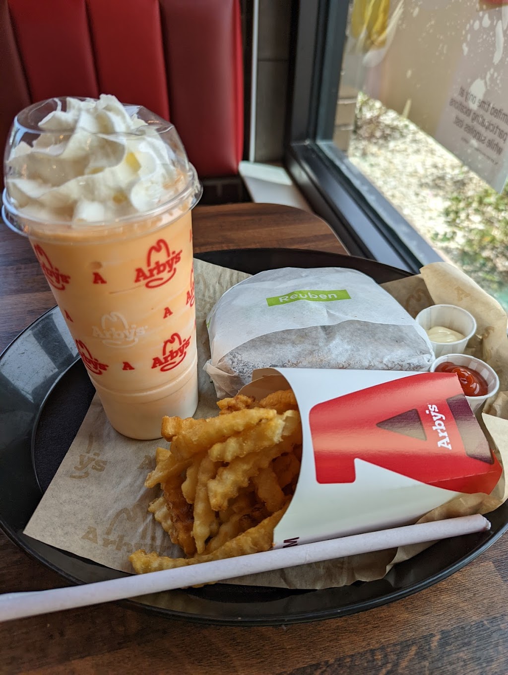 Arbys | meal takeaway | 3126 LAuberge Blvd, Lake Charles, LA 70601, USA | 3372408280 OR +1 337-240-8280