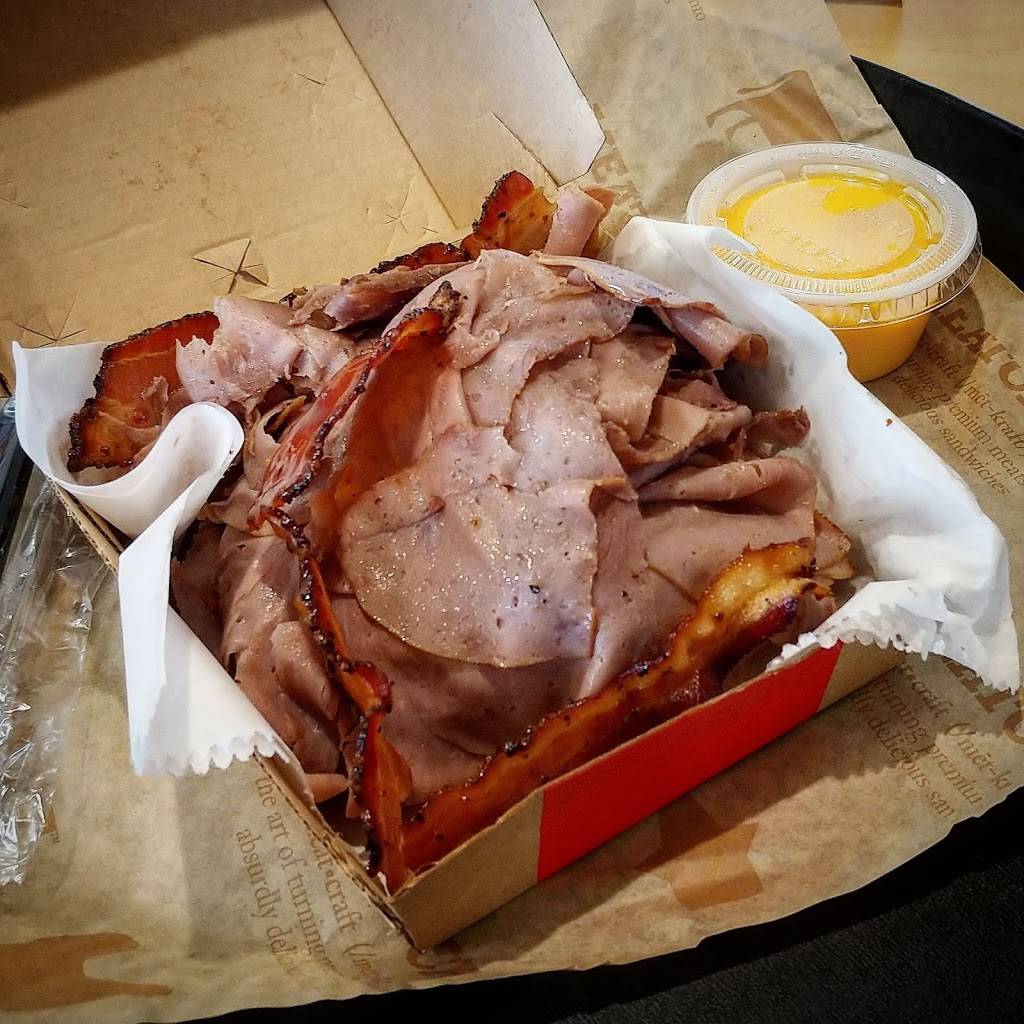 Arbys | meal takeaway | 2715 N. Broadway Avenue, Pittsburg, KS 66762, USA | 6202319333 OR +1 620-231-9333