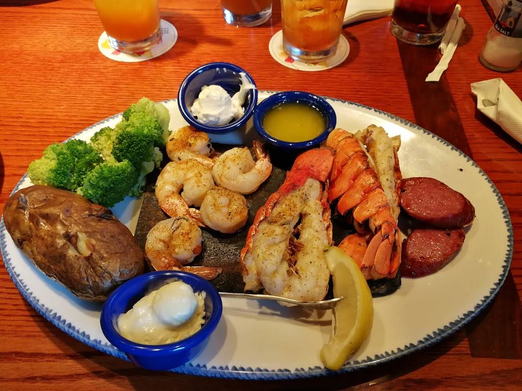 Red Lobster | restaurant | 259 Clairton Blvd, Pittsburgh, PA 15236, USA | 4126533552 OR +1 412-653-3552