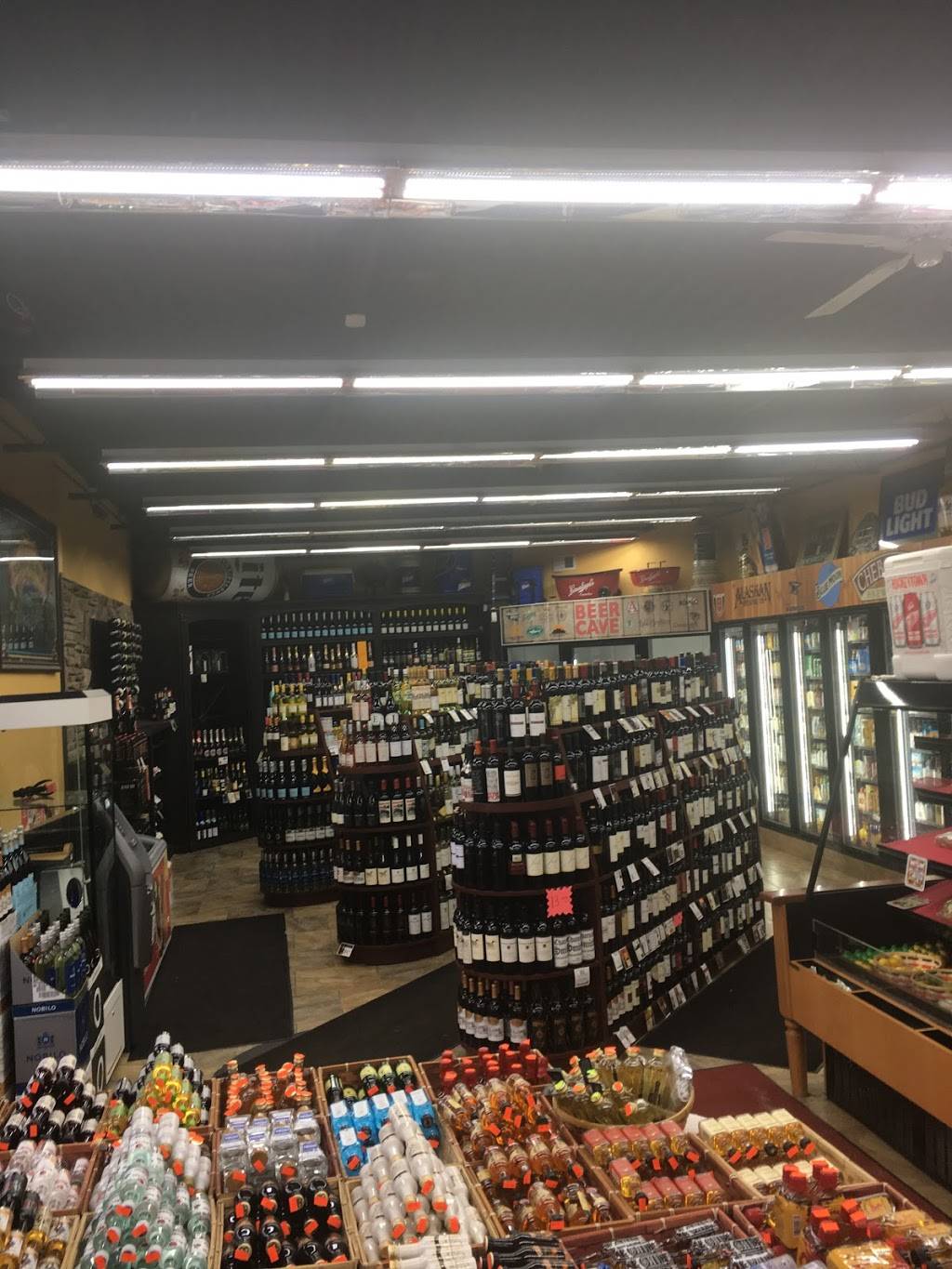 Original Buscemis | meal takeaway | 680 Eight Mile Rd, Northville, MI 48167, USA | 2483059900 OR +1 248-305-9900