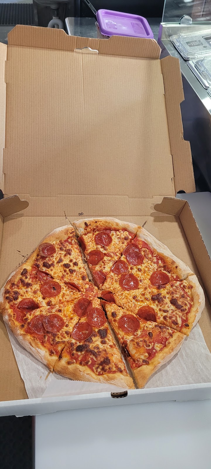 Shookys Good Eatz | restaurant | 901 Bridge St, Humboldt, KS 66748, USA | 6202884989 OR +1 620-288-4989