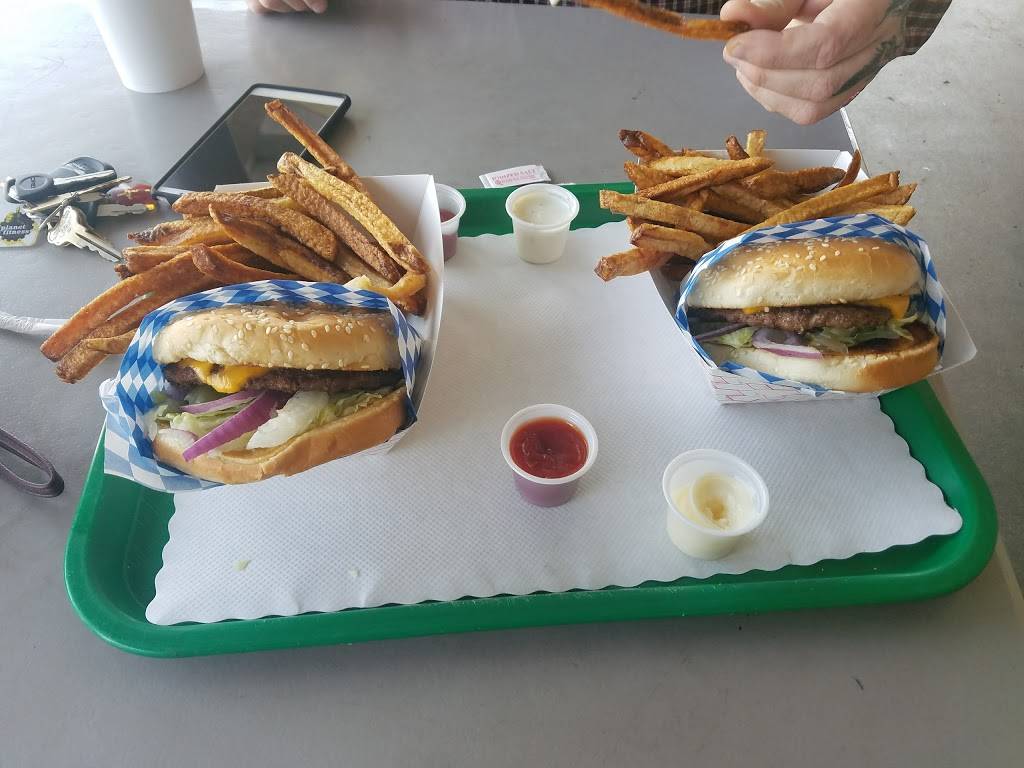 Frosty | restaurant | 18358 Main St, Jamestown, CA 95327, USA | 2099843444 OR +1 209-984-3444