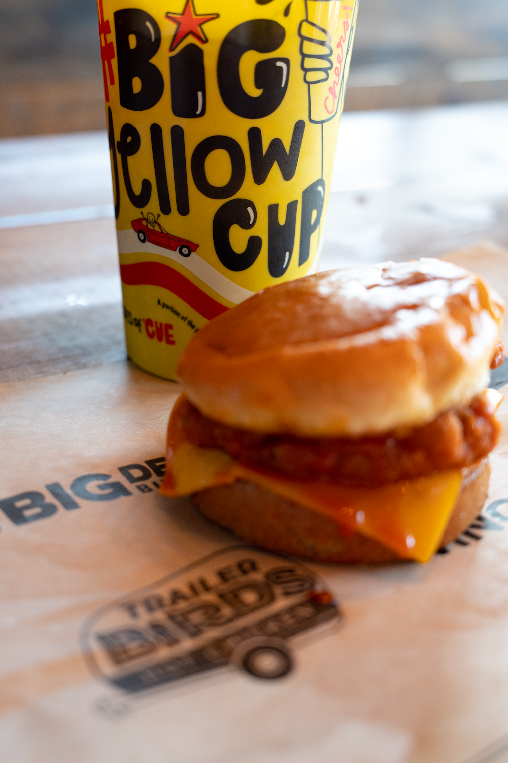 Trailer Birds | meal takeaway | 3201 Parkway Center Ct, Orlando, FL 32808, USA | 4075526422 OR +1 407-552-6422