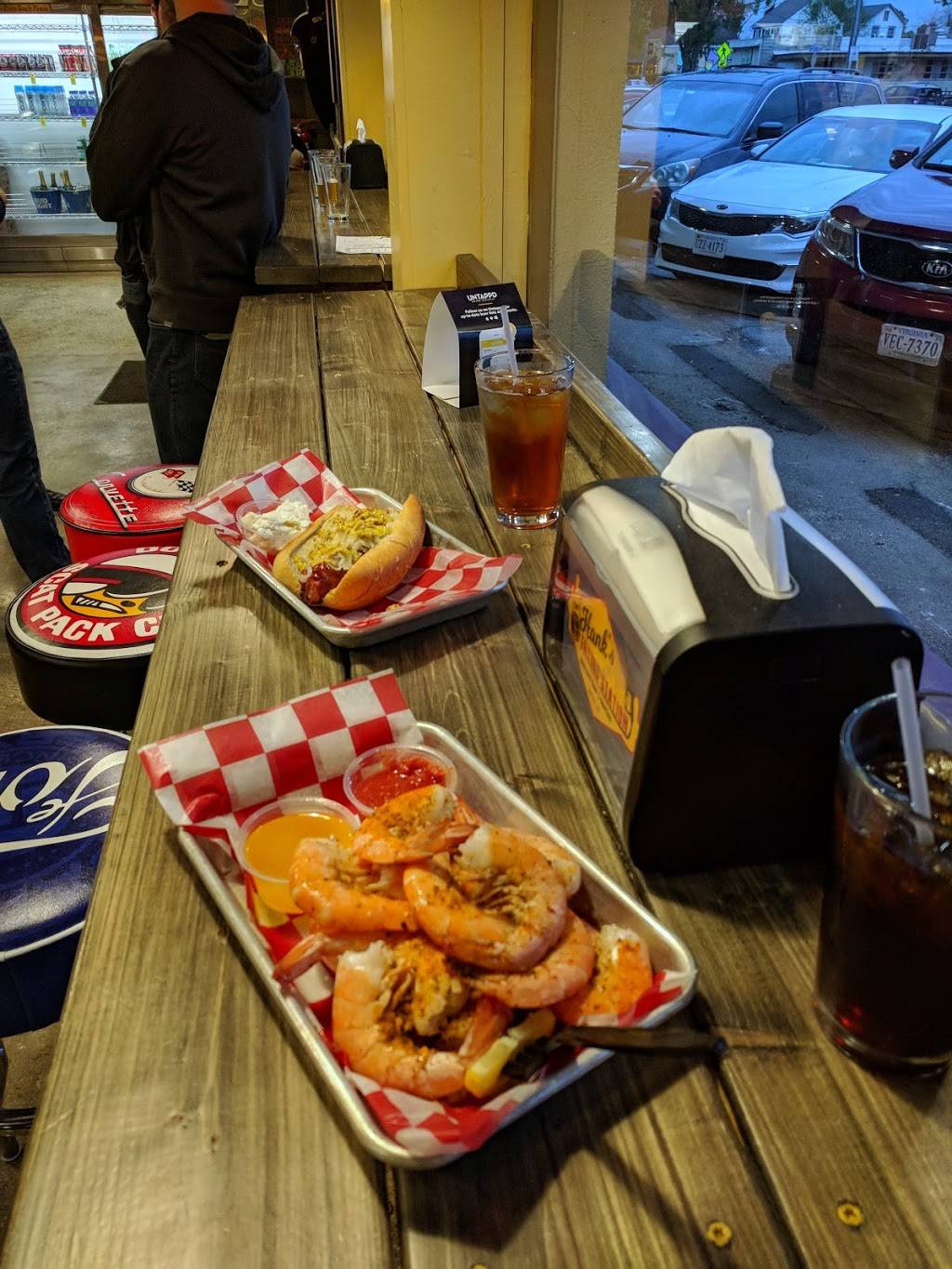 Hanks Filling Station | restaurant | 4301 Colley Ave, Norfolk, VA 23508, USA | 7573513941 OR +1 757-351-3941