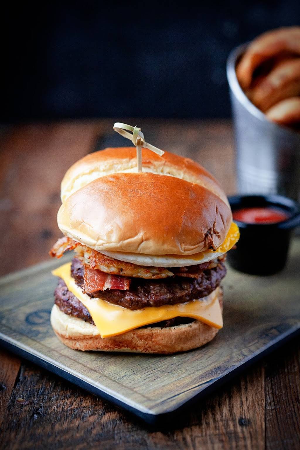 Dogwood Social House | restaurant | 80 S Plaza Way, Cape Girardeau, MO 63703, USA | 5738371260 OR +1 573-837-1260