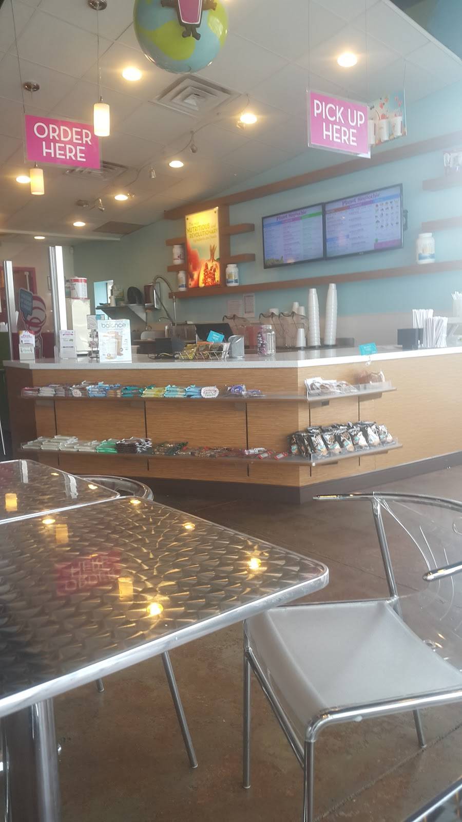 Planet Smoothie | restaurant | 7578 Cox Ln, West Chester Township, OH 45069, USA | 5137559400 OR +1 513-755-9400