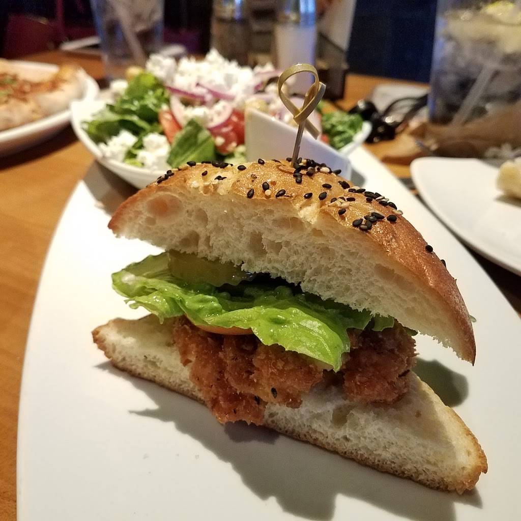 California Pizza Kitchen | restaurant | 1705-A Post Oak Blvd, Houston, TX 77056, USA | 7139639262 OR +1 713-963-9262