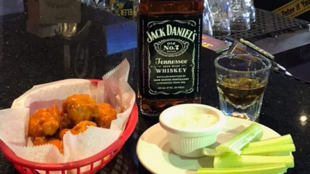 GameDay Tavern | restaurant | 15119 Snow Road, Brook Park, OH 44142, USA | 2168626377 OR +1 216-862-6377