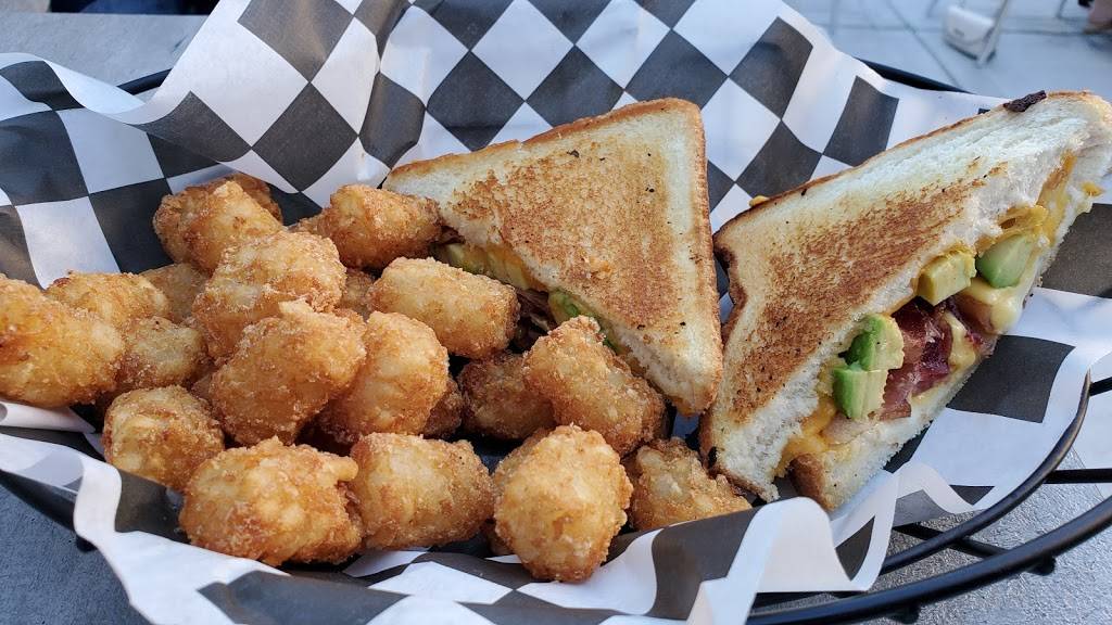 One Twenty Live | restaurant | 120 W Bartlett Ave, Bartlett, IL 60103, USA | 6308558349 OR +1 630-855-8349