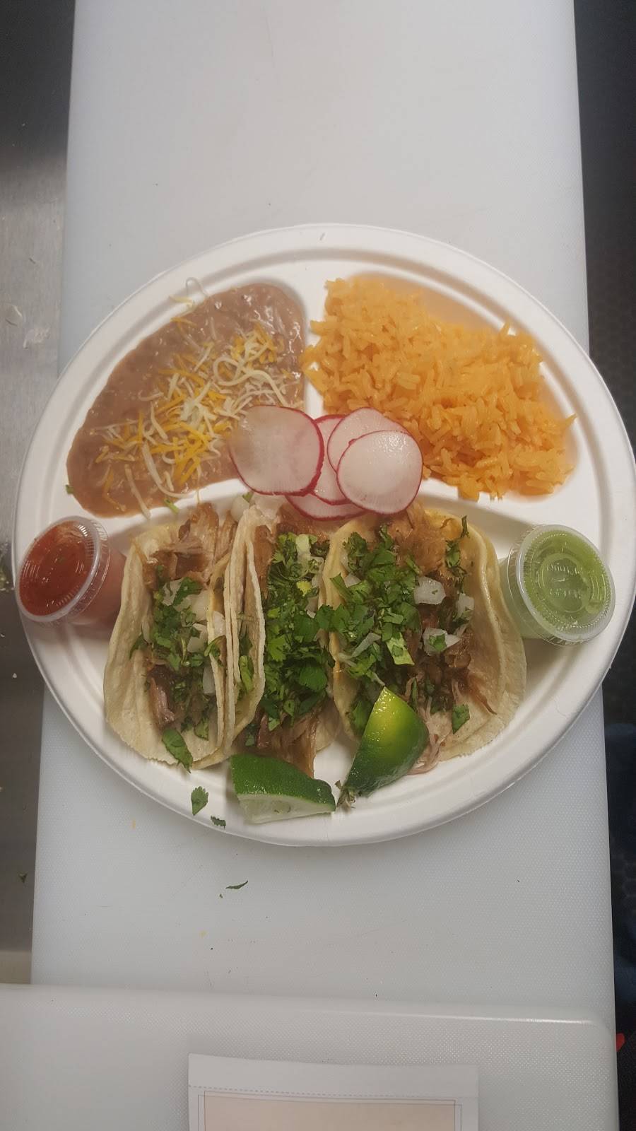 Pacos Mexican Food | restaurant | 4106 State St, Salem, OR 97301, USA | 5207335935 OR +1 520-733-5935