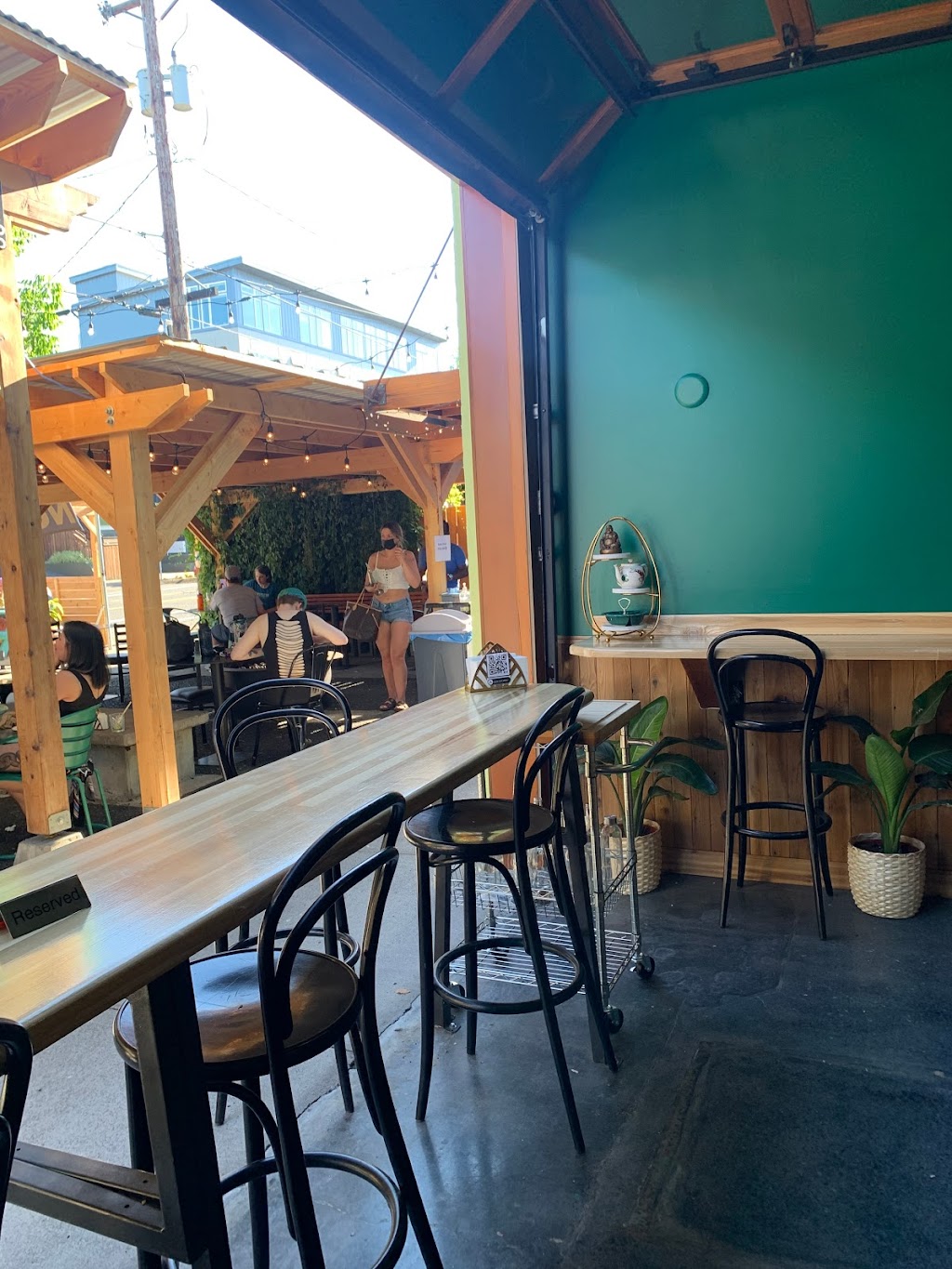 Friendship Kitchen | restaurant | 2333 NE Glisan St, Portland, OR 97232, USA | 5032068441 OR +1 503-206-8441