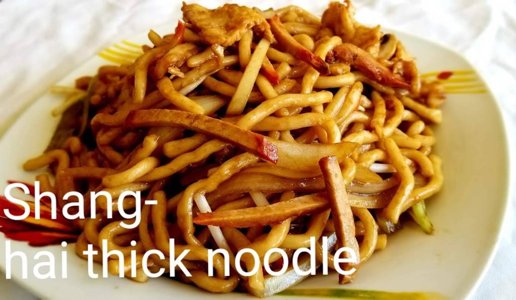 Dragon King Chinese Food | restaurant | 19415 Yonge St #3, Holland Landing, ON L9N 1L8, Canada | 9058365588 OR +1 905-836-5588