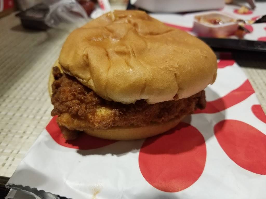 Chick-fil-A | restaurant | Monterey Park Market Place, 5000 Market Place Drive, Monterey Park, CA 91755, USA | 3237266801 OR +1 323-726-6801