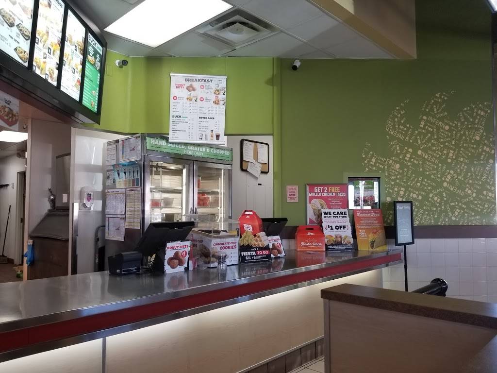 Del Taco | meal takeaway | 28055 Scott Rd, Murrieta, CA 92563, USA | 9513017111 OR +1 951-301-7111
