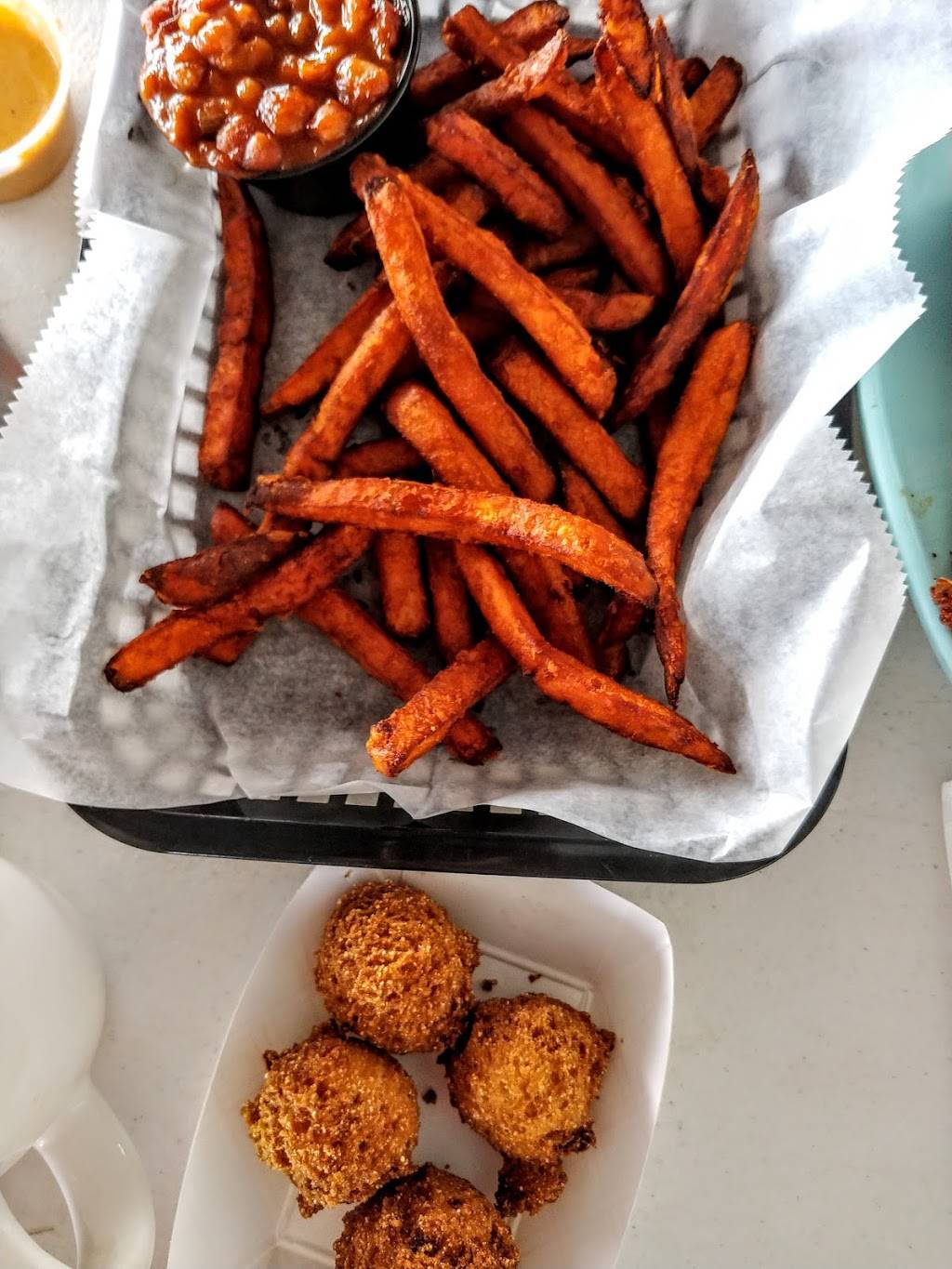 Goodrich Seafood Restaurant | restaurant | 253 River Rd, Oak Hill, FL 32759, USA | 3863453397 OR +1 386-345-3397