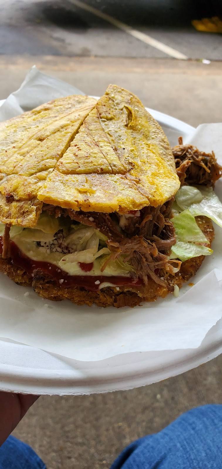 The Corner Venezuelan Food | restaurant | 3435 Archdale Dr, Raleigh, NC 27614, USA | 9195396780 OR +1 919-539-6780