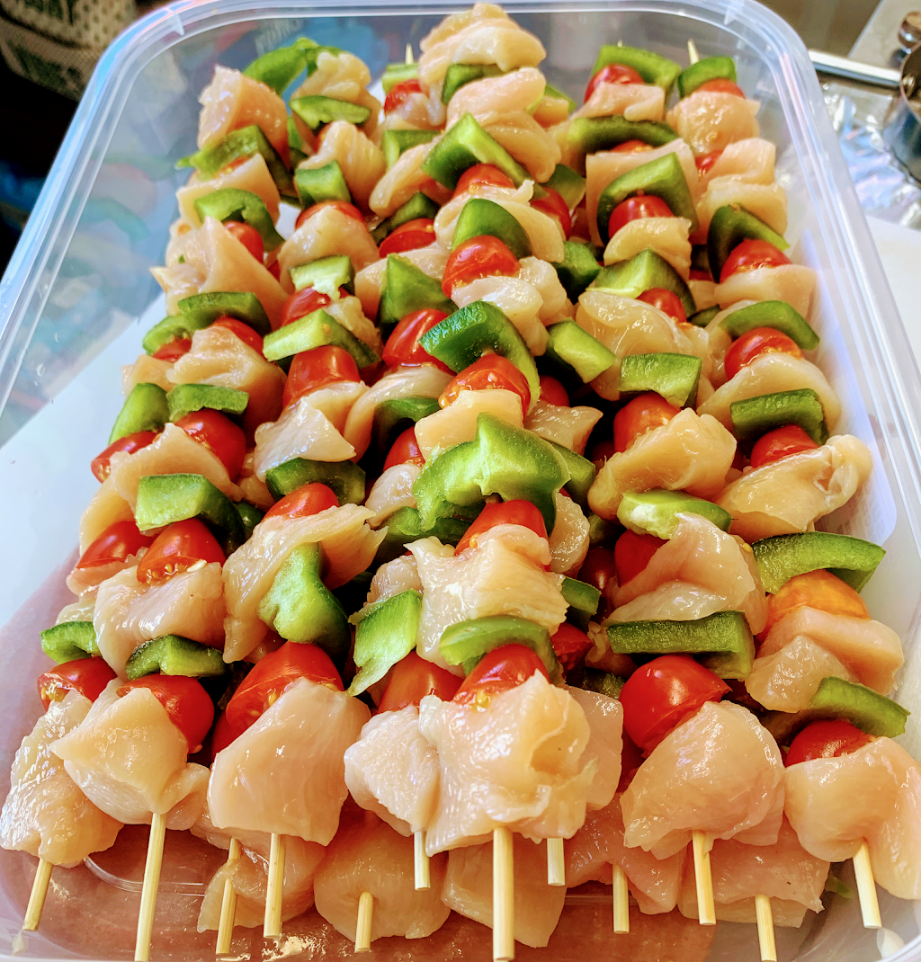 UNO MAS FOOD TRUCK | restaurant | 2104 FL-60 W, Valrico, FL 33594, USA | 8137531667 OR +1 813-753-1667